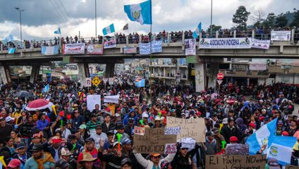 Tens of thousands protest in Guatemala against powerful prosecutors