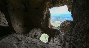 Caves in eastern Türkiye unveil archaeological marvel